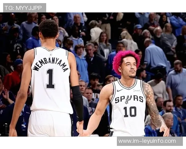 尼克斯与马刺探讨索汉交易可能性但未深入谈判